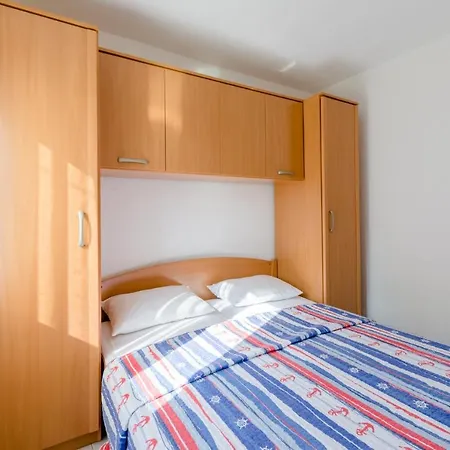 Stella * 斯普利特卡