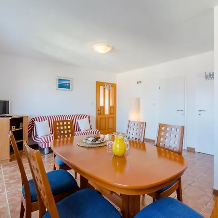 Stella 斯普利特卡