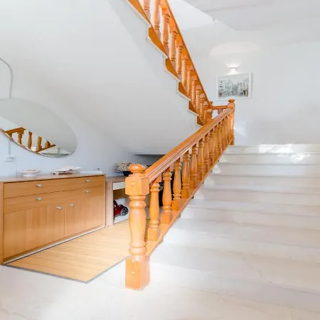 Stella Apartment Splitska