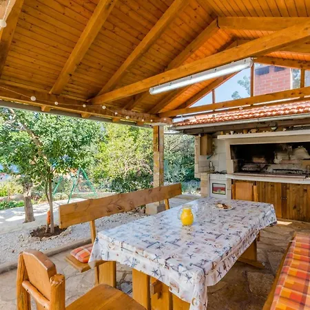 公寓 Stella 斯普利特卡