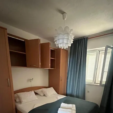 公寓 Stella 斯普利特卡