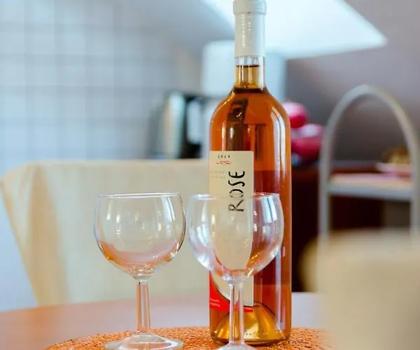 Stella * Сплитска